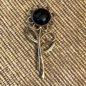 Winard Jewelry Co. Vintage Mid Century 12K Gold Filled Flower Brooch